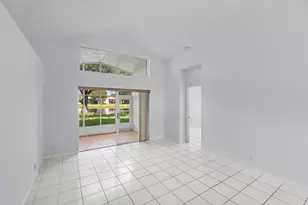 5737 Royal Club Dr, Boynton Beach, FL 33437 - Photo 5