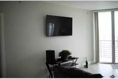 325 S Biscayne Boulevard #2617, Miami, FL 33131 - Photo 15
