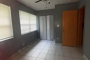 3830 Roan Ct E, West Palm Beach, FL 33403 - Photo 9