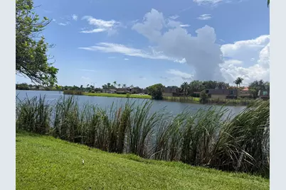 1501 Waterview Circle, Palm Springs, FL 33461 - Photo 3