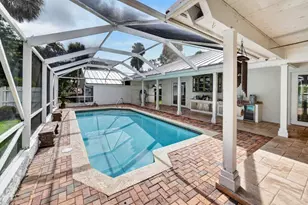 15 W High Point Rd, Sewalls Point, FL 34996 - Photo 43