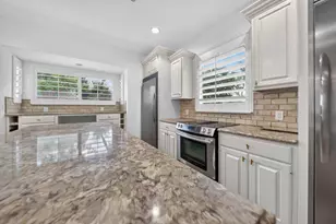 15 W High Point Rd, Sewalls Point, FL 34996 - Photo 15