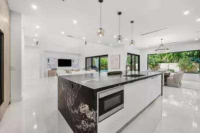 451 NW 7th Avenue, Boca Raton, FL 33486 - Photo 17