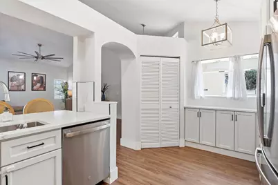 944 Dickens Place, West Palm Beach, FL 33411 - Photo 13