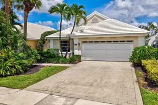 944 Dickens Pl, West Palm Beach, FL 33411 - Photo 1