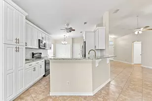 815 Greenleaf Cir, Vero Beach, FL 32960 - Photo 7