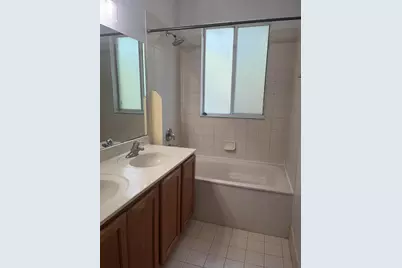 3231 Laurel Ridge Circle, Riviera Beach, FL 33404 - Photo 13