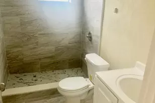 22 NW 8th Ave NW, Dania Beach, FL 33004 - Photo 3