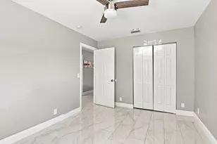 1217 W 32nd St, Riviera Beach, FL 33404 - Photo 13