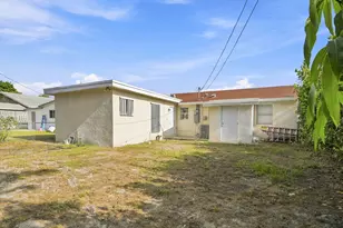 1217 W 32nd St, Riviera Beach, FL 33404 - Photo 23