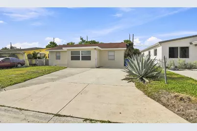 1217 W 32nd Street, Riviera Beach, FL 33404 - Photo 1