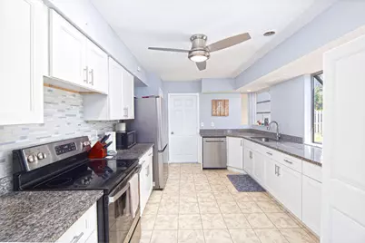 1337 SE Roanoke Street, Port Saint Lucie, FL 34952 - Photo 5