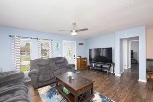 1337 SE Roanoke St, Port Saint Lucie, FL 34952 - Photo 3