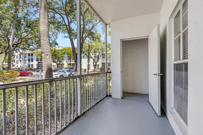 17900 NE 31st Court #2302, Aventura, FL 33160 - Photo 13