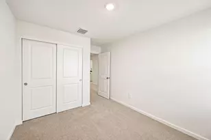 646 Salisbury Cir, Fort Pierce, FL 34982 - Photo 17