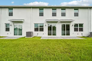 646 Salisbury Cir, Fort Pierce, FL 34982 - Photo 27