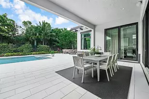 9228 Coral Isles Cir, Palm Beach Gardens, FL 33412 - Photo 39