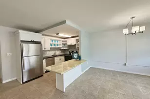 28 Ventnor B Dr, Deerfield Beach, FL 33442 - Photo 5
