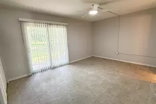 28 Ventnor B Dr, Deerfield Beach, FL 33442 - Photo 9