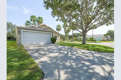 1143 N 13th Square, Vero Beach, FL 32960 - Photo 5