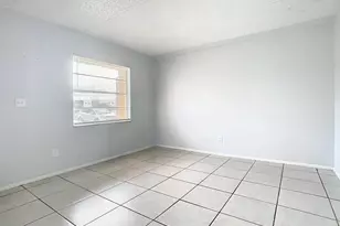 694 Michigan Ct, Saint Cloud, FL 34769 - Photo 11