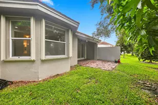 168 Belle Grove Ln, West Palm Beach, FL 33411 - Photo 15