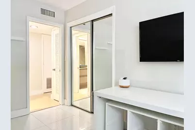2204 NE 36th Street #Apt 26, Lighthouse Point, FL 33064 - Photo 23