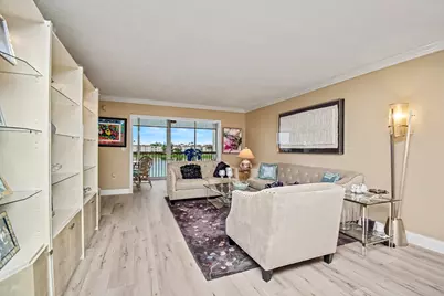 14112 Huntington Pointe Drive #401, Delray Beach, FL 33484 - Photo 7