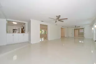 709 W Royal Palm Rd, Boca Raton, FL 33486 - Photo 9