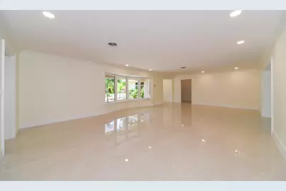709 W Royal Palm Road, Boca Raton, FL 33486 - Photo 7