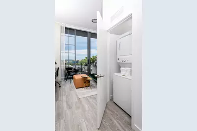 240 NW 25th Street #329, Miami, FL 33127 - Photo 9