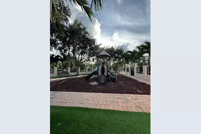 819 NW 82nd Place #819, Boca Raton, FL 33487 - Photo 21