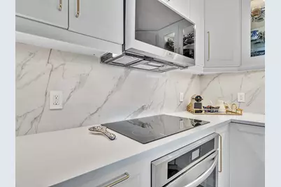 133 N Pompano Beach Boulevard #1501, Pompano Beach, FL 33062 - Photo 3