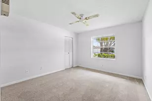 149 Arrowhead Cir, Jupiter, FL 33458 - Photo 9