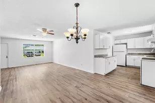 149 Arrowhead Cir, Jupiter, FL 33458 - Photo 3