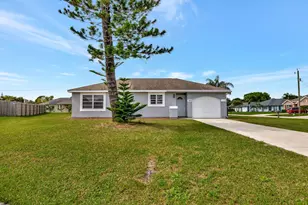 2502 SE Caladium Ct, Port Saint Lucie, FL 34952 - Photo 1