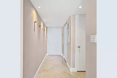 511 Bayshore Drive #810, Fort Lauderdale, FL 33304 - Photo 11