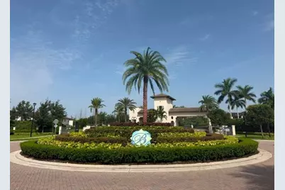 9207 W 33rd Lane, Hialeah, FL 33018 - Photo 33
