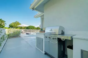 1907 S Club Dr, Wellington, FL 33414 - Photo 33