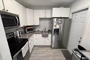 1345 NE 15th Ave, Fort Lauderdale, FL 33304 - Photo 1