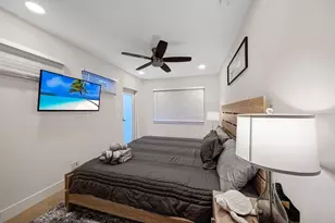 2817 NE 9th Ave, Wilton Manors, FL 33334 - Photo 11