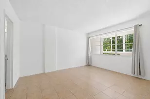 1333 E Hallandale Beach Blvd, Hallandale Beach, FL 33009 - Photo 11