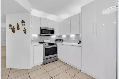 7759 Granville Drive #306, Tamarac, FL 33321 - Photo 9