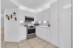 7759 Granville Dr, Tamarac, FL 33321 - Photo 9