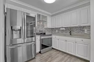 611 Saxony M Park, Delray Beach, FL 33446 - Photo 1
