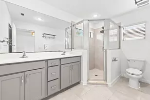 2011 Tamarind Dr, Riviera Beach, FL 33410 - Photo 15