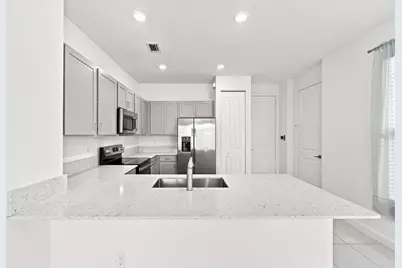 2011 Tamarind Drive, Riviera Beach, FL 33410 - Photo 5