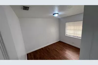 2421 NW 8th Place #1-2, Fort Lauderdale, FL 33311 - Photo 17