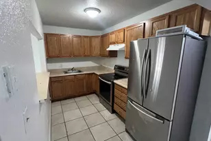 2421 NW 8th Pl, Fort Lauderdale, FL 33311 - Photo 11
