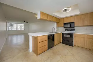 1501 Palm Beach Trace Dr, Royal Palm Beach, FL 33411 - Photo 3